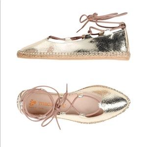 Gold ballet flats